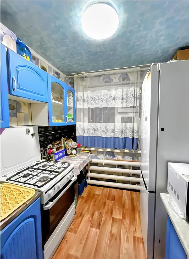 Продажа 3-комнатной квартиры, 62 м² в Шахтинске - фото 4