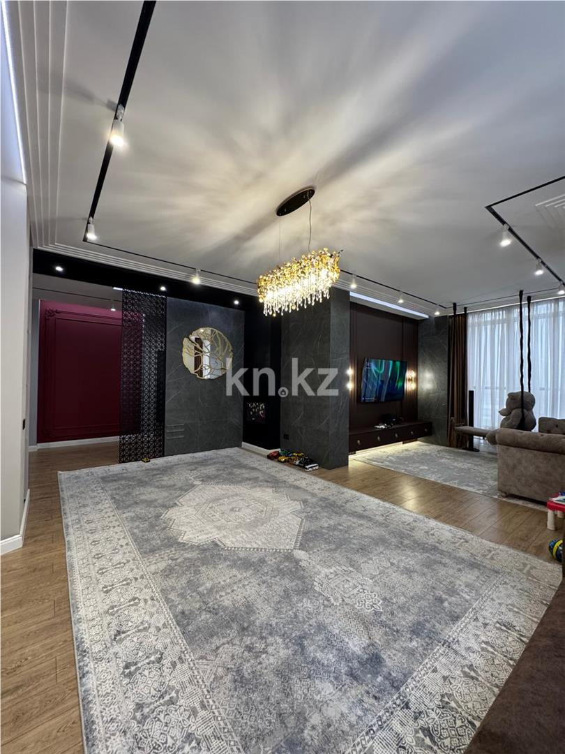 Продажа 3-комнатной квартиры, 123 м² в Караганде