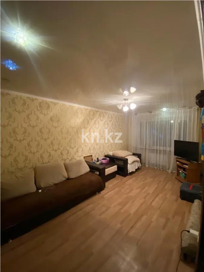 Продажа 2-комнатной квартиры, 43 м², мкр-н 22, дом  2 в Караганде