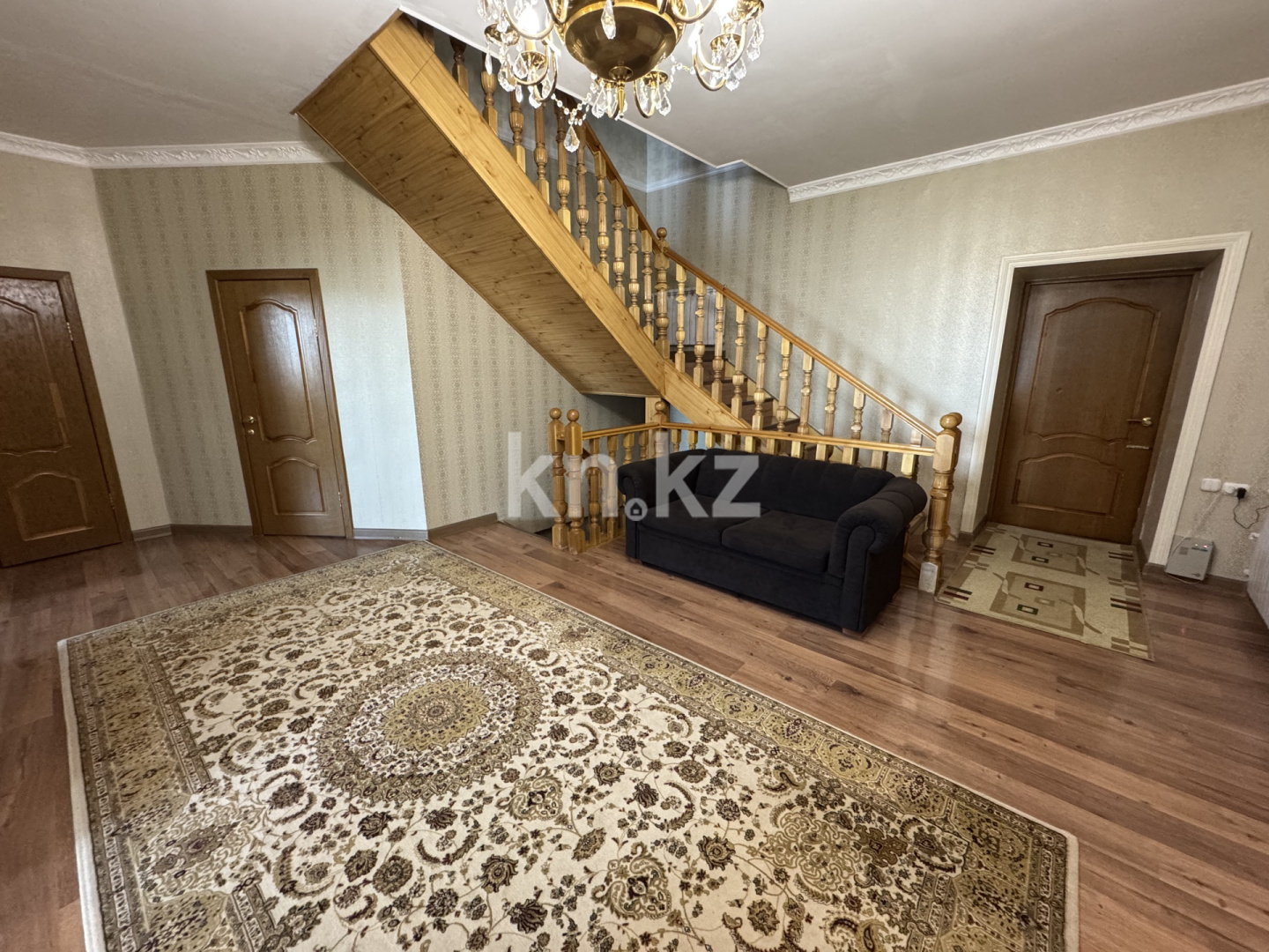 Продажа 6-комнатного дома, 338 м², ул. Молдагуловой в Караганде - фото 14