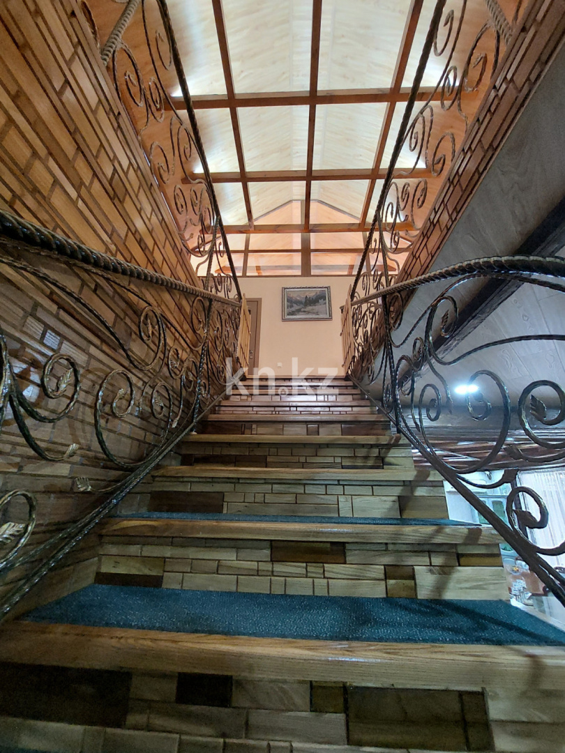 Продажа 6-комнатного дома, 384 м², ул. Каримова в Алматы - фото 31