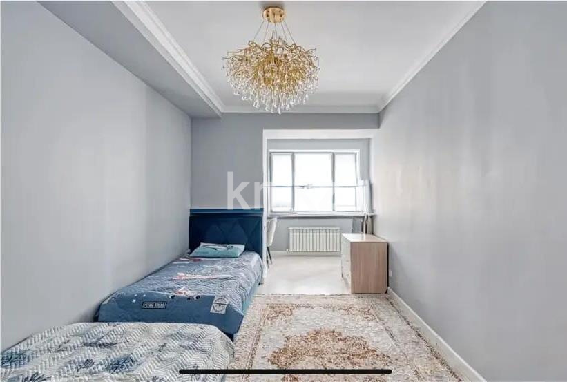 Продажа 4-комнатной квартиры, 175 м², пр. Гагарина, дом  124 в Алматы - фото 3