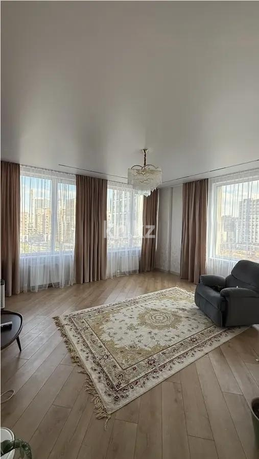 Продажа 4-комнатной квартиры, 111 м² в Астане