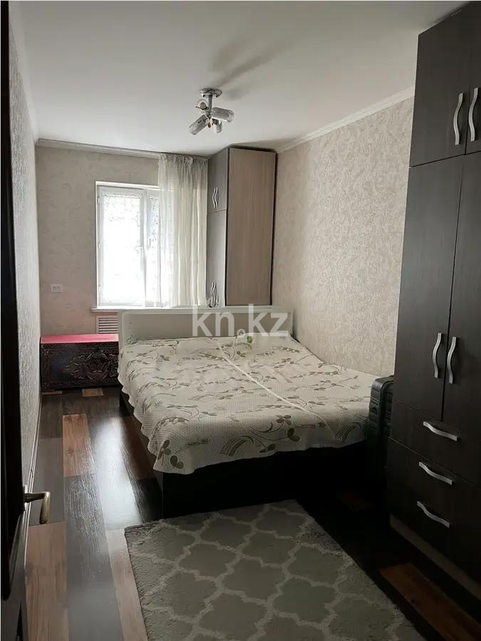 Продажа 3-комнатной квартиры, 60 м², мкр-н Аксай-2, дом  11 в Алматы - фото 3