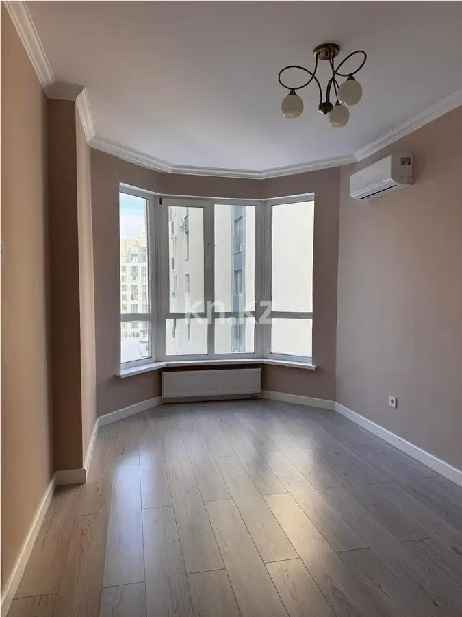 Продажа 4-комнатной квартиры, 92 м² в Астане