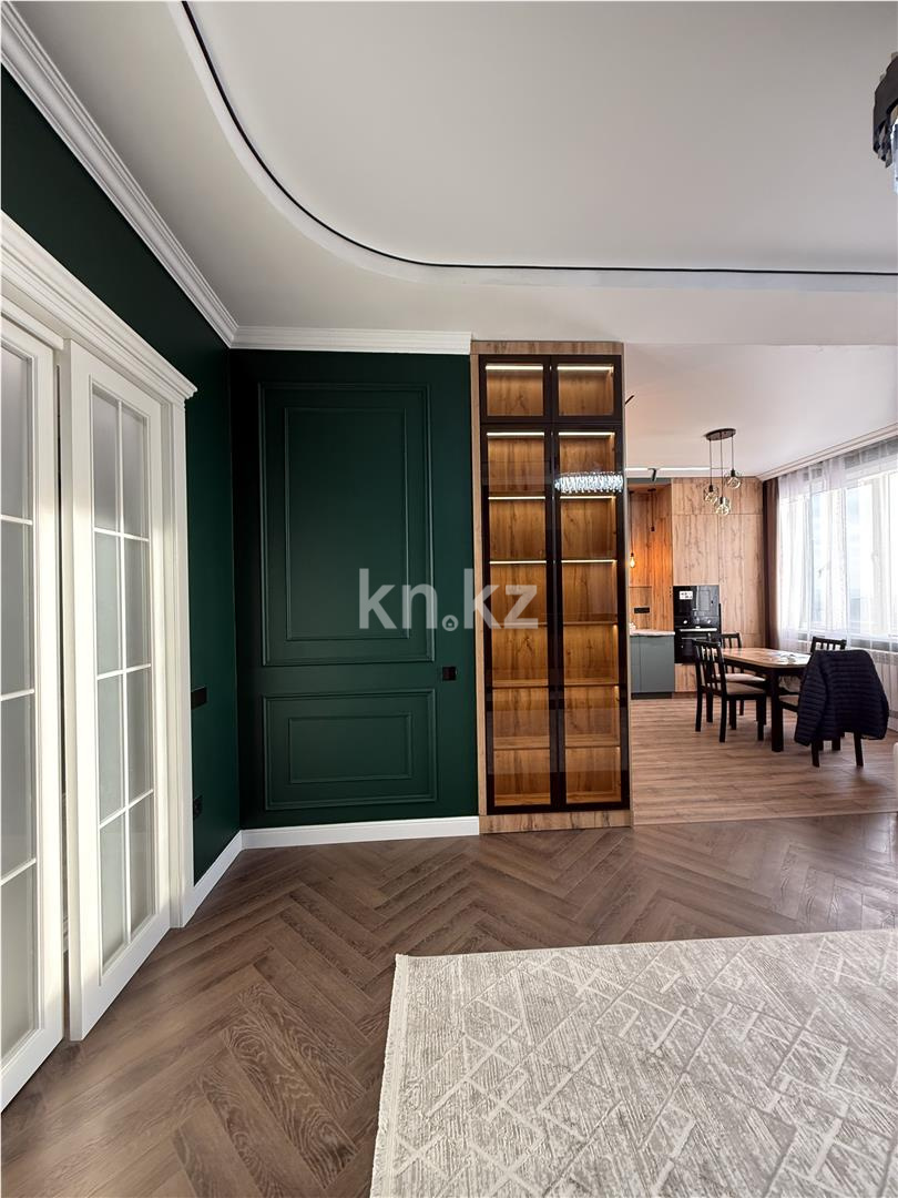 Продажа 4-комнатной квартиры, 197 м², ул. Дюсембекова, дом  83/1 в Караганде - фото 5