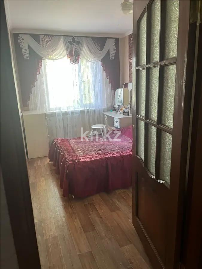 Продажа 4-комнатной квартиры, 61 м², мкр-н 16, дом  33 в Караганде - фото 2