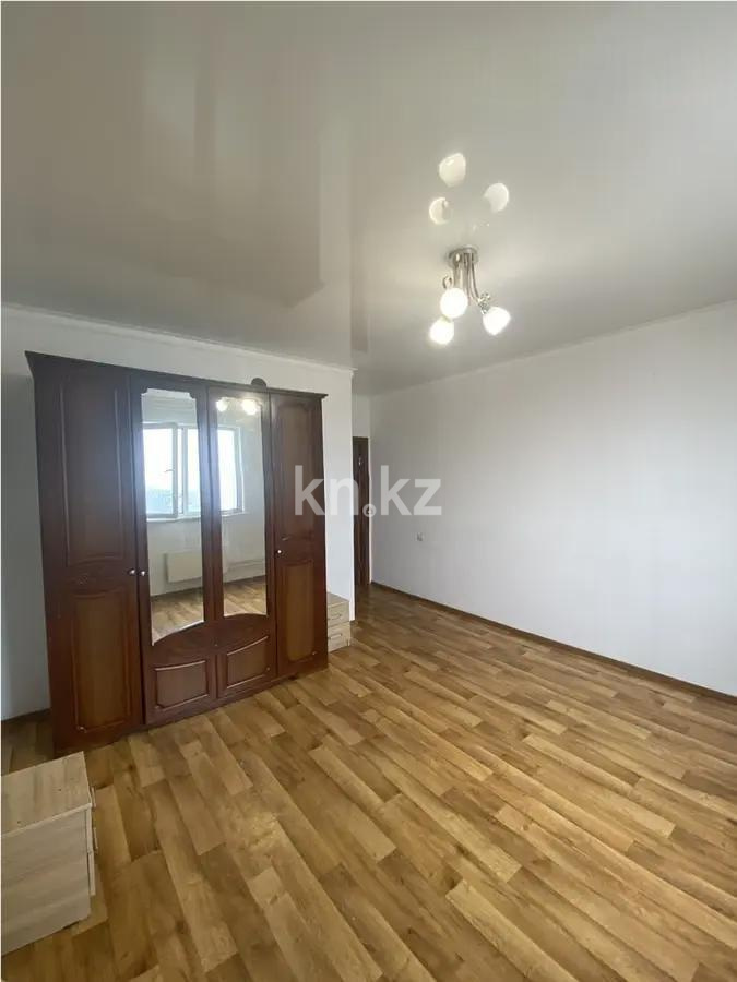 Продажа 2-комнатной квартиры, 64 м², ул. Чуланова, дом  119 в Алматы - фото 2