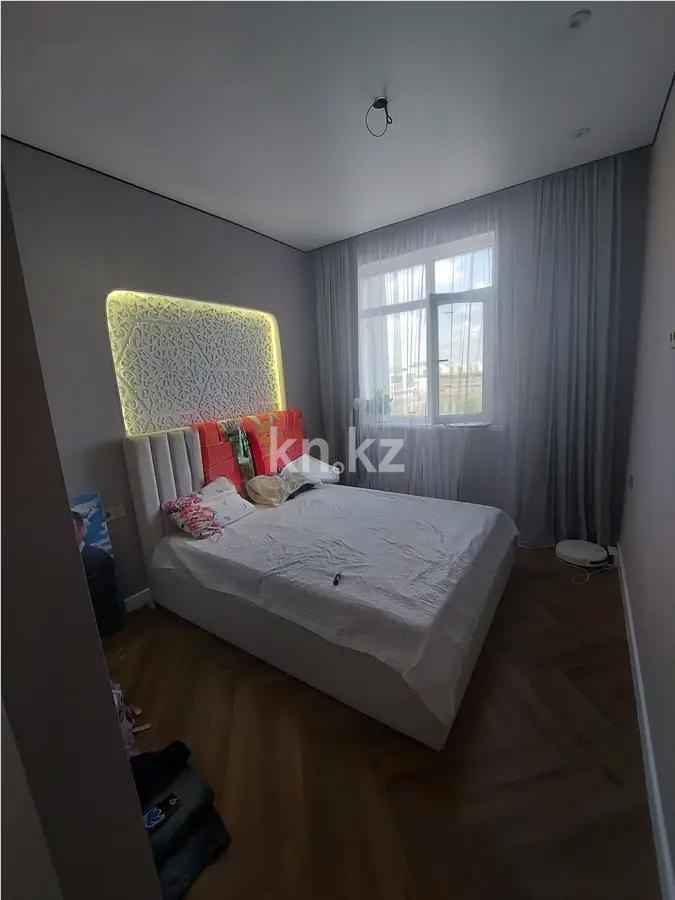 Продажа 4-комнатной квартиры, 83 м², пр. Туран, дом  71 в Астане - фото 2