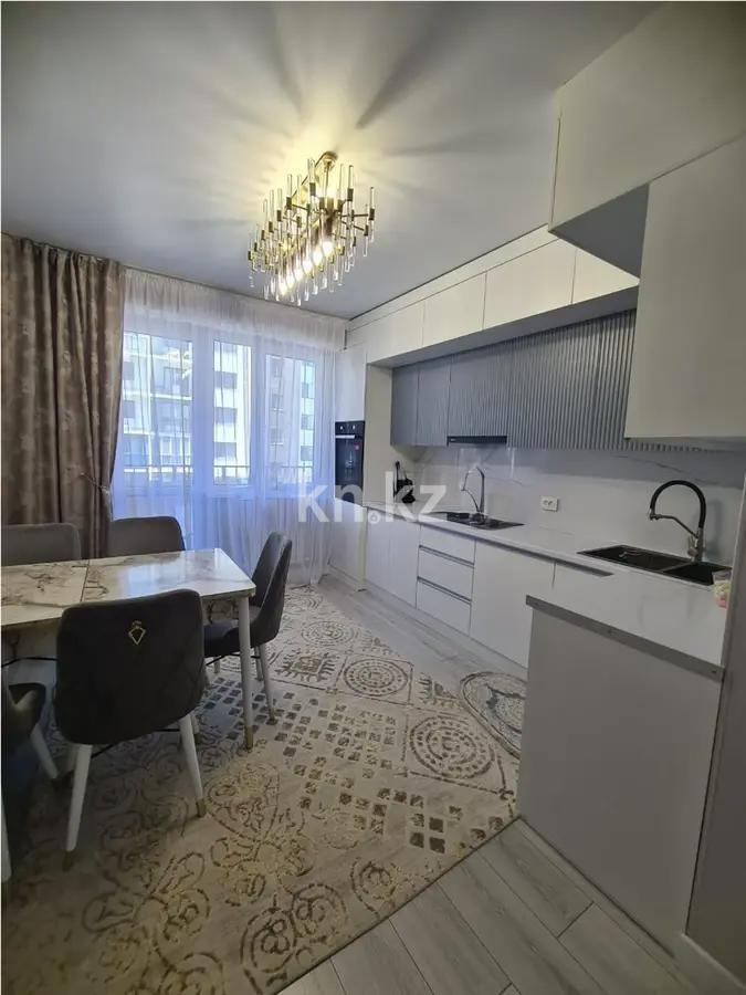 Продажа 3-комнатной квартиры, 98.8 м², ул. Толе би, дом  285/8 в Алматы - фото 2