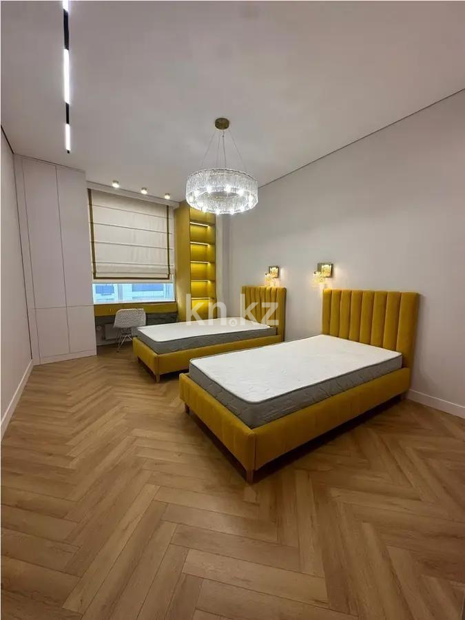Продажа 4-комнатной квартиры, 186 м² в Астане - фото 3