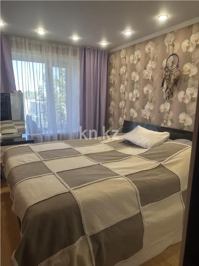 Продажа 3-комнатной квартиры, 60 м², мкр-н Орбита-1, дом  28 в Караганде - фото 2