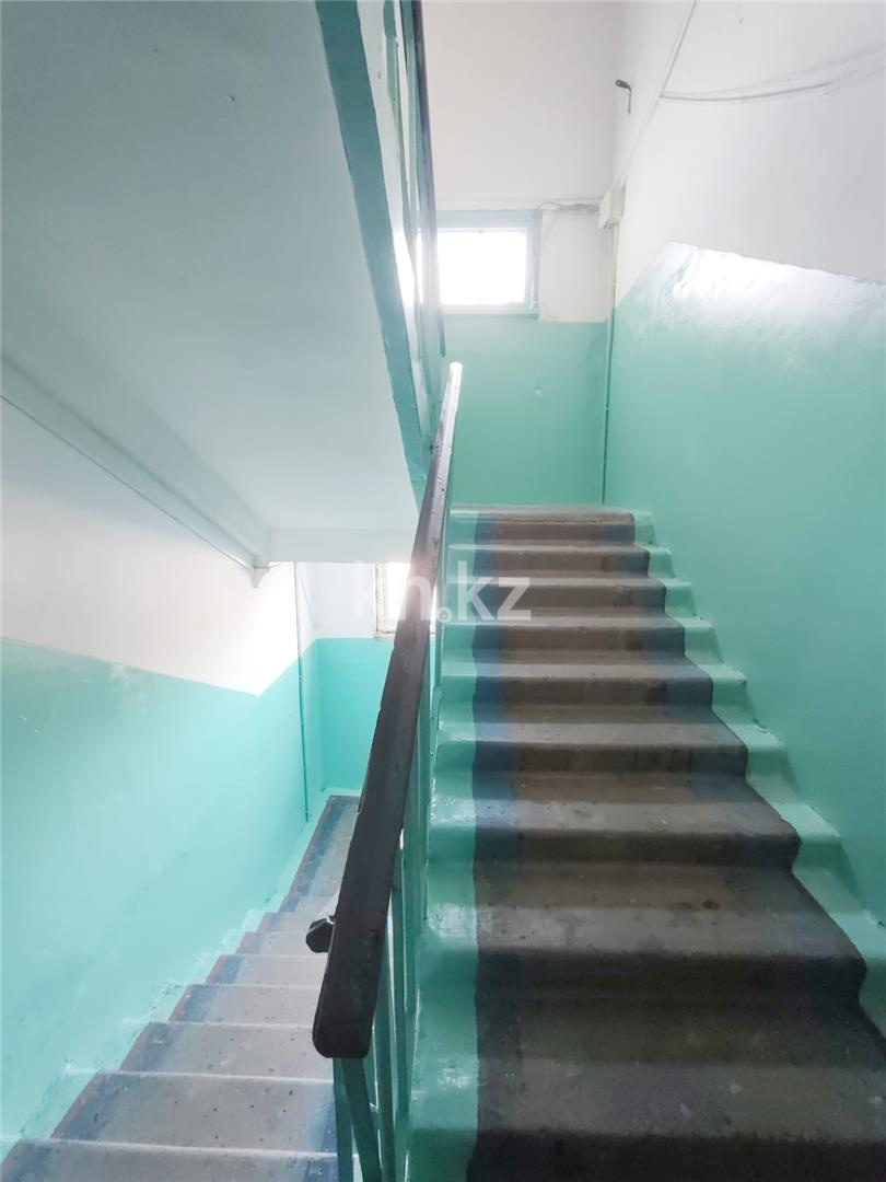 Продажа 3-комнатной квартиры, 62 м², мкр-н 13 в Караганде - фото 13