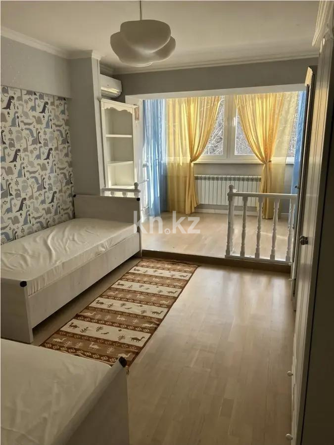 Продажа 3-комнатной квартиры, 68.9 м², ул. Валиханова, дом  124 в Алматы - фото 3