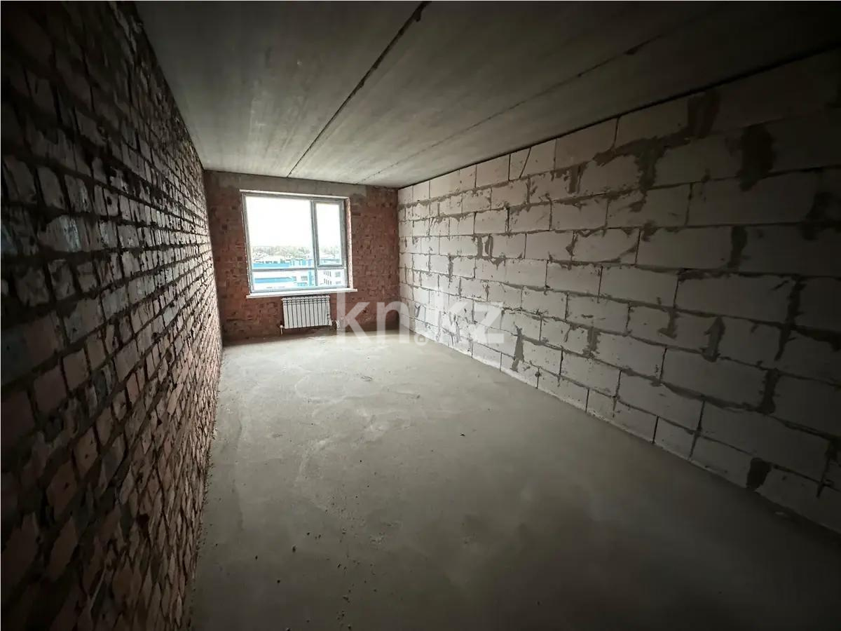 Продажа 2-комнатной квартиры, 64 м², ул. Сарытогай, дом  13 стр в Астане - фото 2