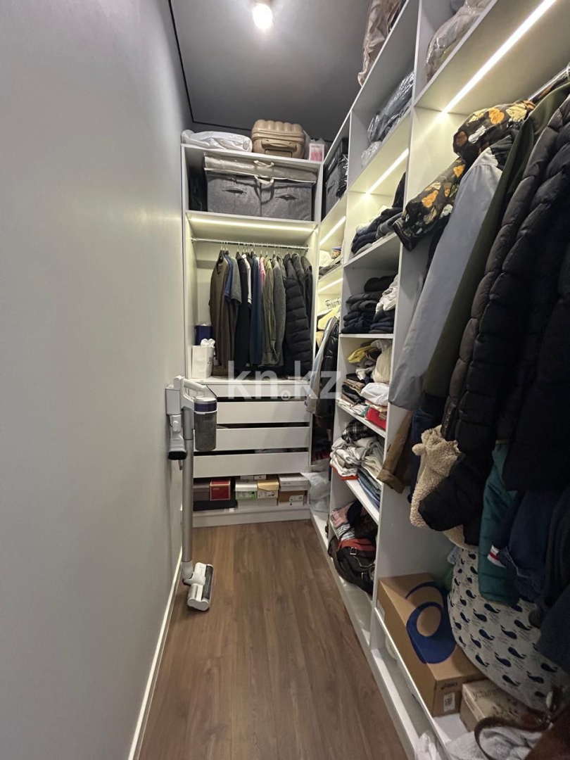 Продажа 2-комнатной квартиры, 44 м², ул. Ашимова, дом  21а в Караганде - фото 8