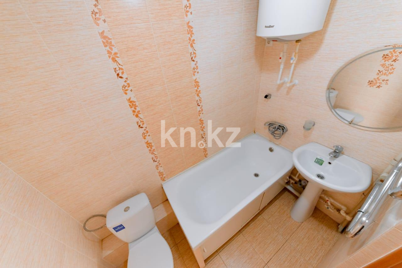 Аренда 1-комнатной квартиры посуточно, 42 м², пр. Бухар-жырау, дом  63/4 в Караганде - фото 5