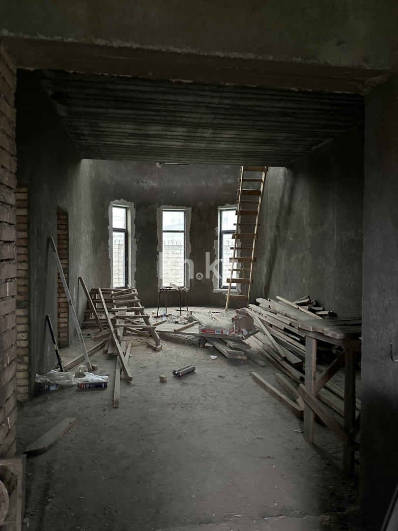 Продажа 7-комнатного дома, 300 м² в Шымкенте - фото 5