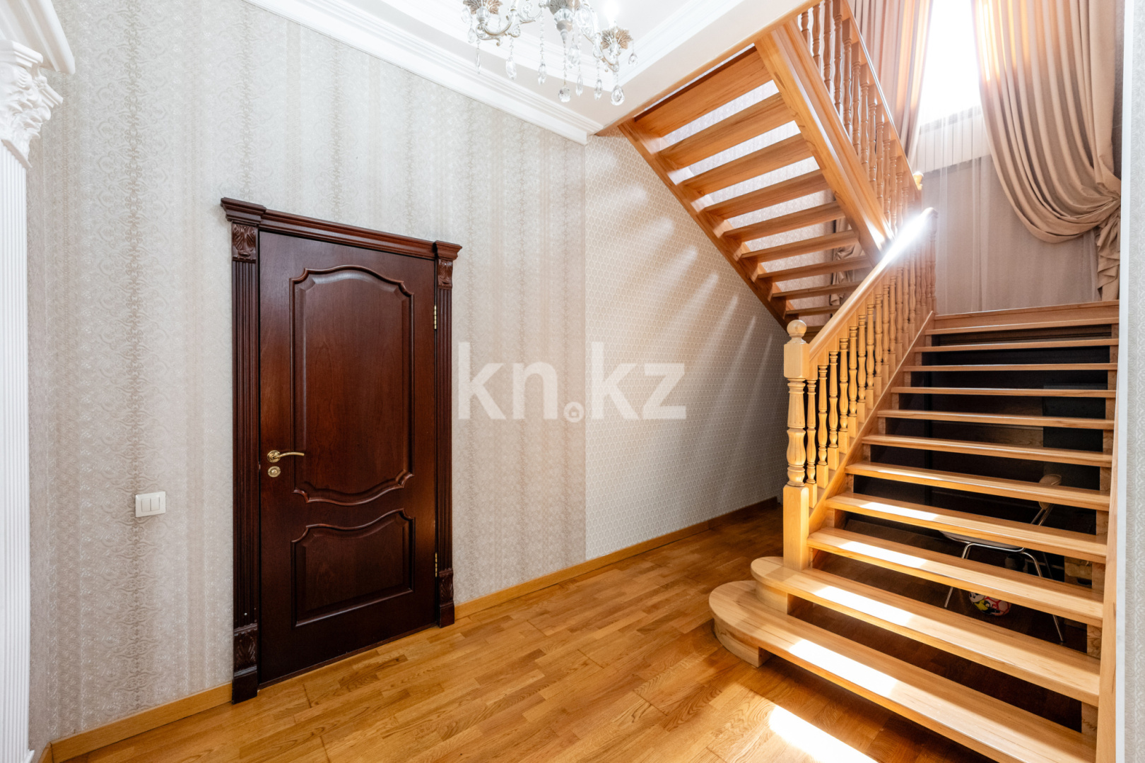 Продажа 7-комнатного дома, 349.6 м² в Астане - фото 16