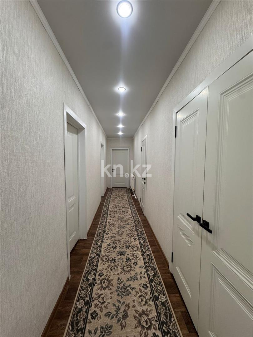 Продажа 4-комнатного дома, 80 м² в Караганде