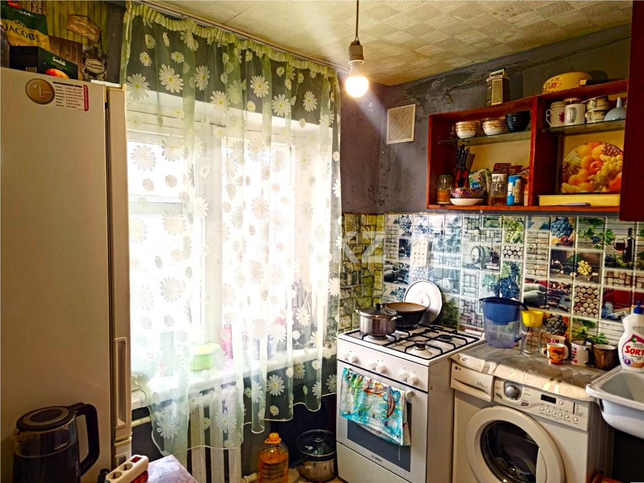 Продажа 3-комнатной квартиры, 59 м², 21 мкр., дом  18 в Караганде - фото 7