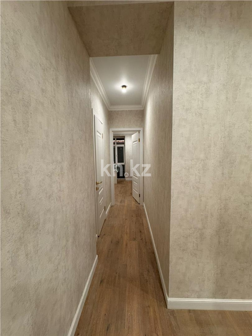 Продажа 3-комнатной квартиры, 72 м², ул. Букетова, дом  3/5 в Караганде - фото 10