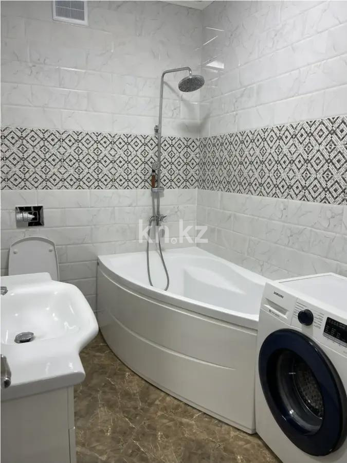 Продажа 3-комнатной квартиры, 67 м², ул. Сатпаева, дом  90/36 в Алматы - фото 6