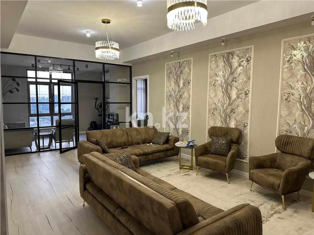 Продажа 4-комнатной квартиры, 141 м², ул. Кажымукана, дом  49 в Алматы - фото 2