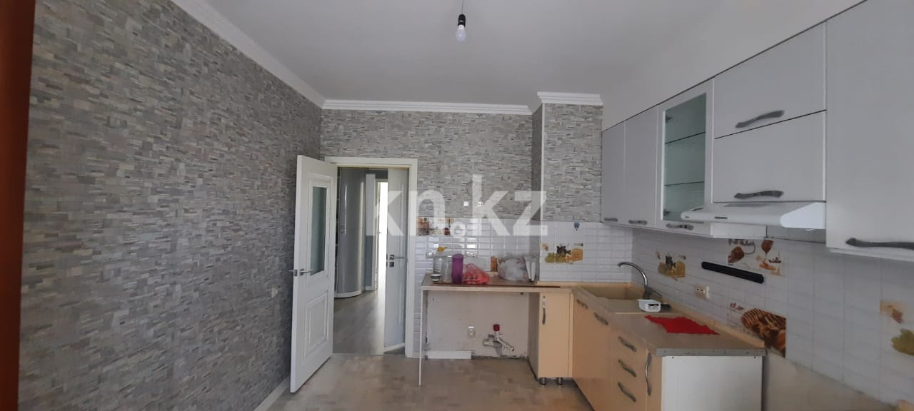 Продажа 3-комнатной квартиры, 83 м², пр. Строителей, дом  33/1 в Караганде - фото 7