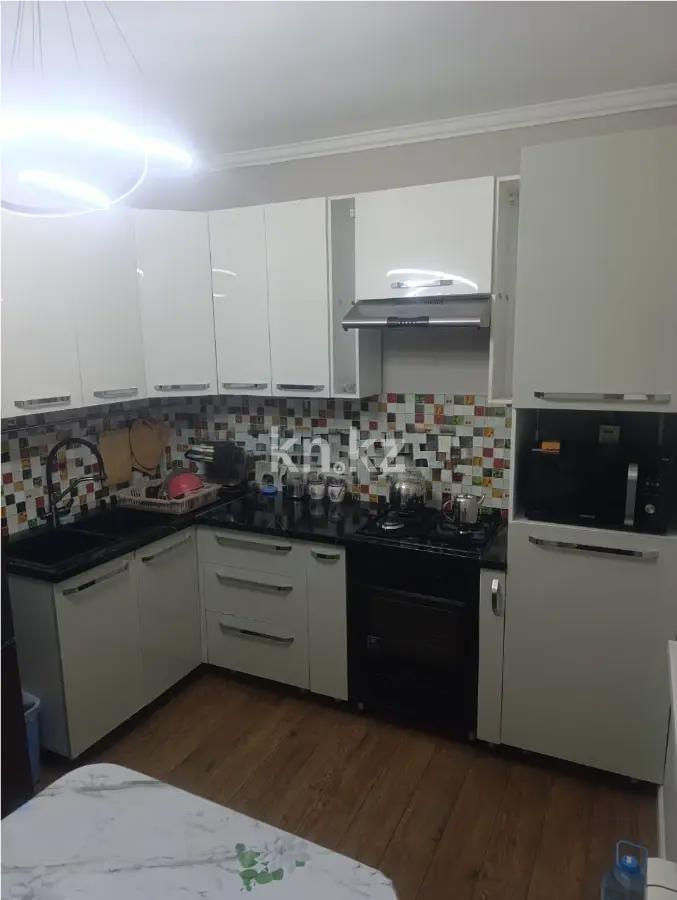 Продажа 3-комнатной квартиры, 90 м², мкр-н Нуркент, дом  71 в Алматы - фото 2