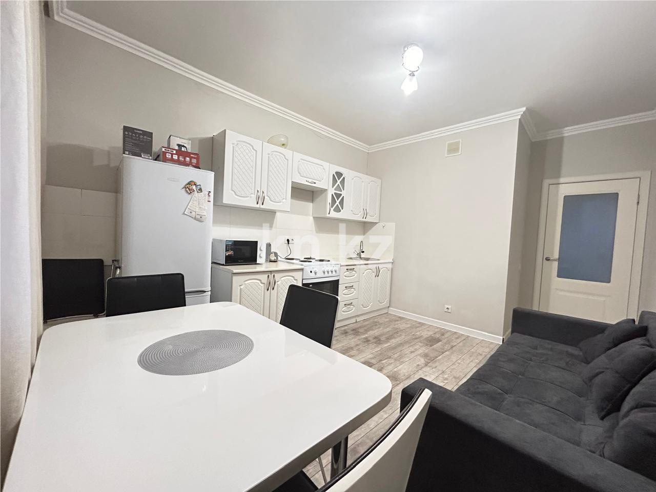 Продажа 1-комнатной квартиры, 47.4 м² в Астане - фото 4
