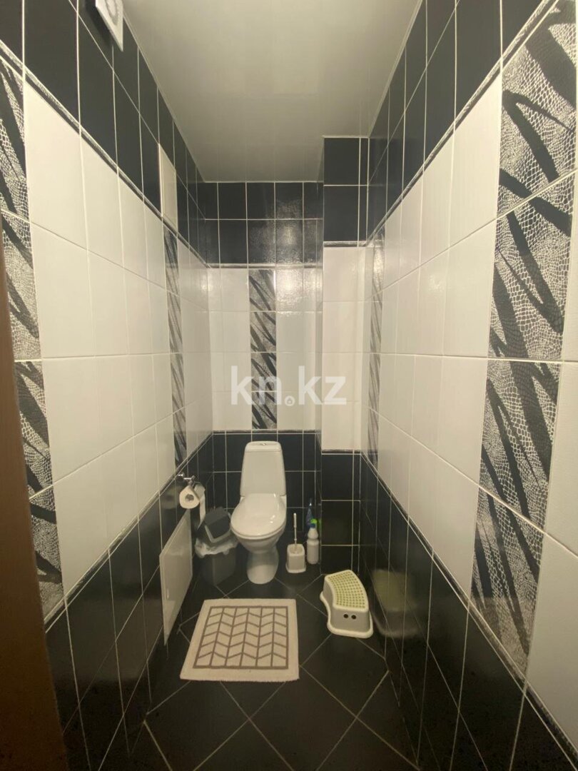 Продажа 3-комнатной квартиры, 98.2 м² в Караганде - фото 19