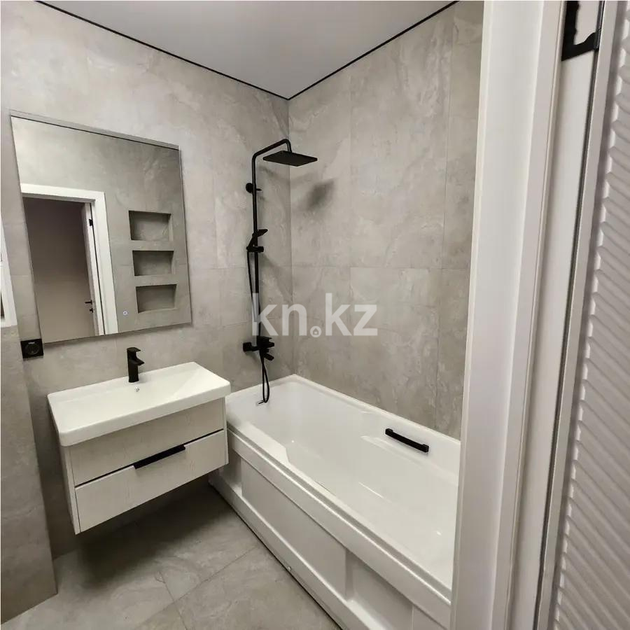 Продажа 2-комнатной квартиры, 55 м², ул. Утепова, дом  31 в Алматы - фото 4