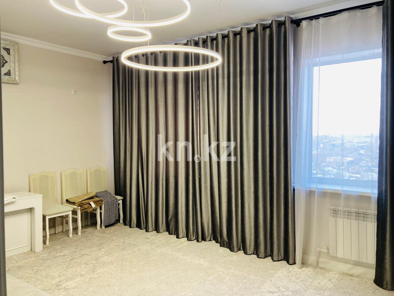 Продажа 4-комнатной квартиры, 110 м² в Караганде