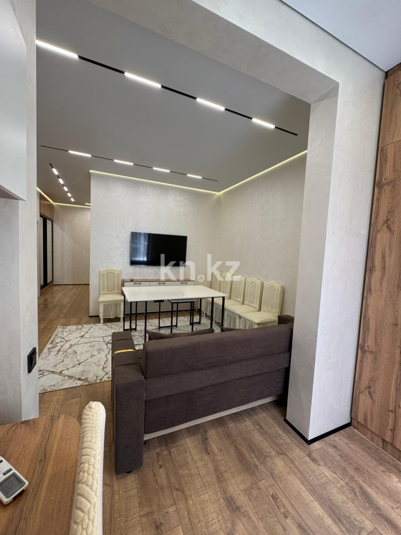 Аренда 4-комнатной квартиры посуточно, 80 м², пр. Райымбека, дом  348/1 - ул. Емцова в Алматы