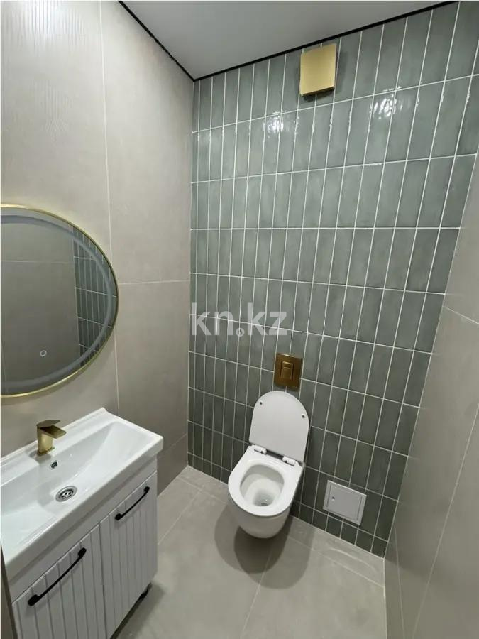 Продажа 2-комнатной квартиры, 70 м², ул. Халиуллина, дом  140/5 в Алматы - фото 4