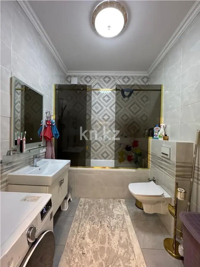 Продажа 2-комнатной квартиры, 67 м², ул. Розыбакиева, дом  388/1 в Алматы - фото 4