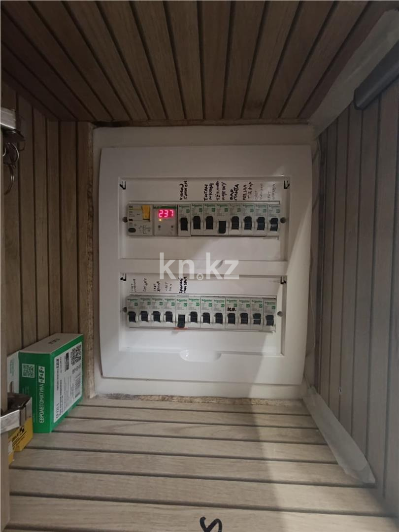 Продажа 3-комнатной квартиры, 71 м², ул. Муканова, дом  78 в Караганде - фото 14