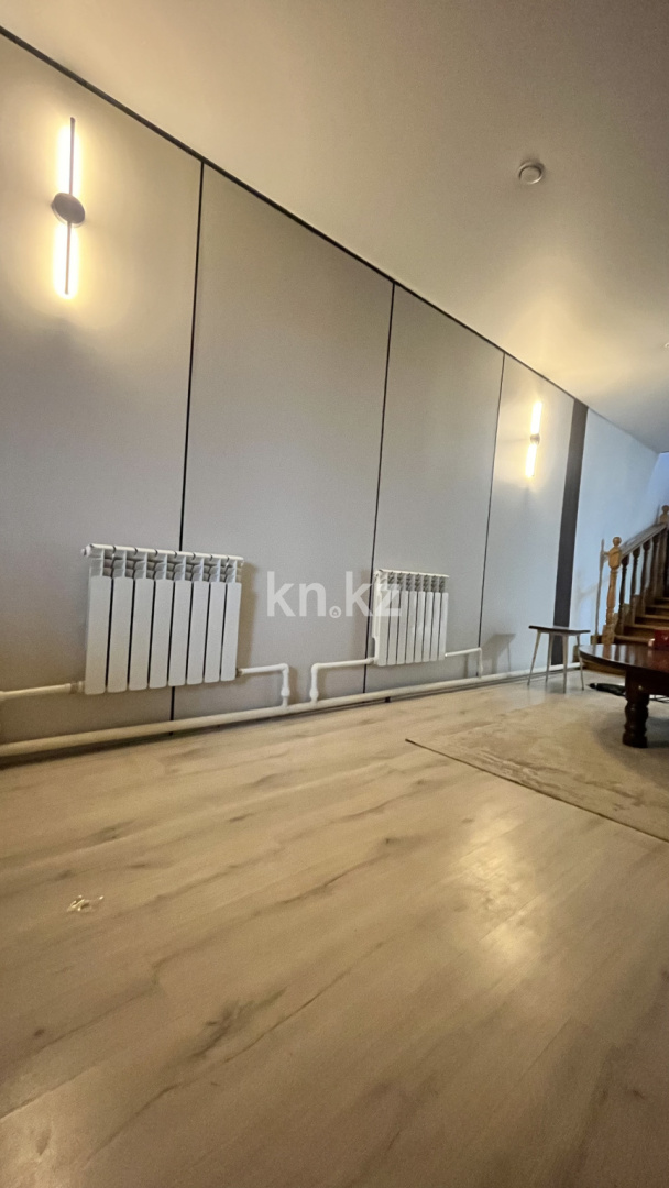 Продажа 6-комнатного дома, 280 м², ул. Жакана Смакова, дом  64 в Караганде - фото 10