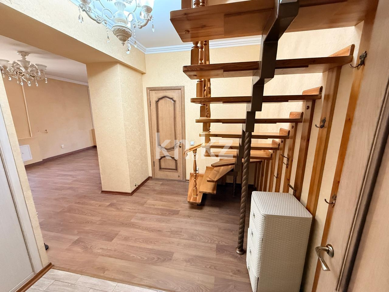 Продажа 4-комнатной квартиры, 98 м² в Караганде - фото 2