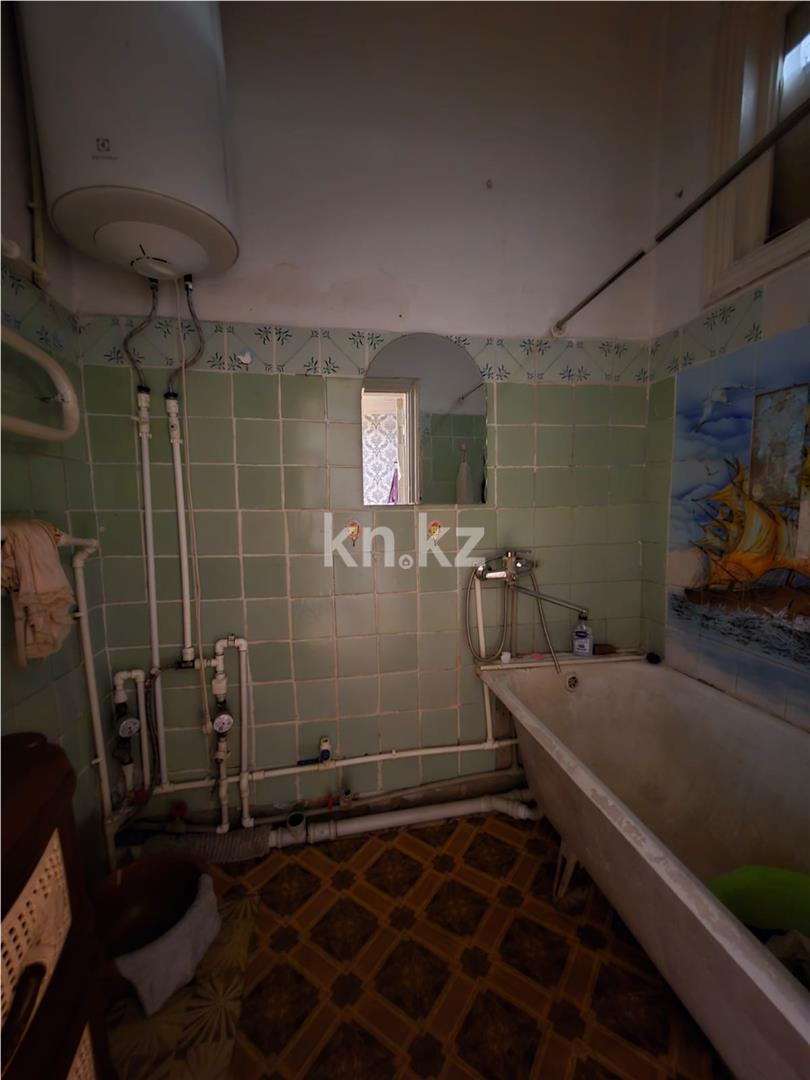 Продажа 4-комнатной квартиры, 86 м², ул. Абая в Темиртау - фото 17