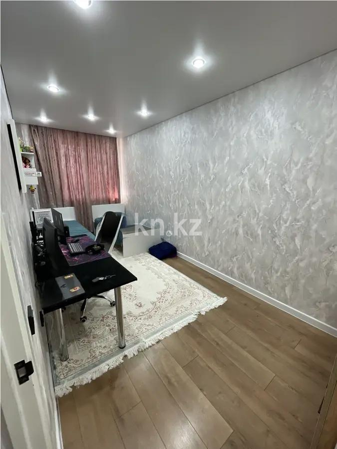 Продажа 3-комнатной квартиры, 80 м², ул. Нажимеденова, дом  19 в Астане - фото 3
