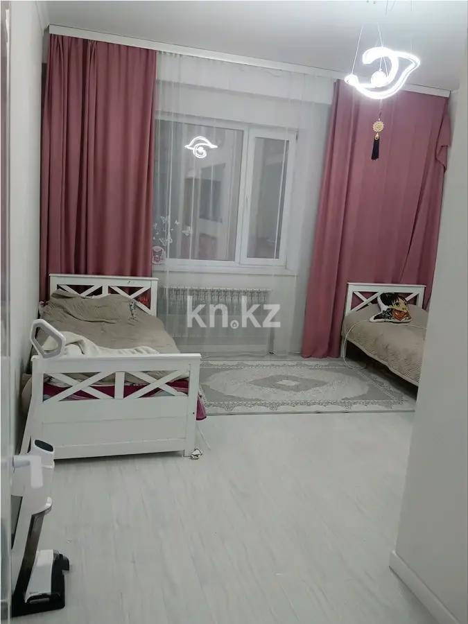 Продажа 4-комнатной квартиры, 150.2 м², ул. Нажимеденова, дом  34 в Астане - фото 2