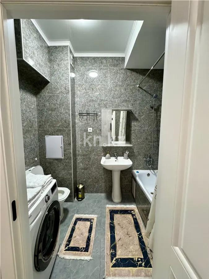 Продажа 3-комнатной квартиры, 76 м², ул. Утепова, дом  20 в Алматы - фото 4