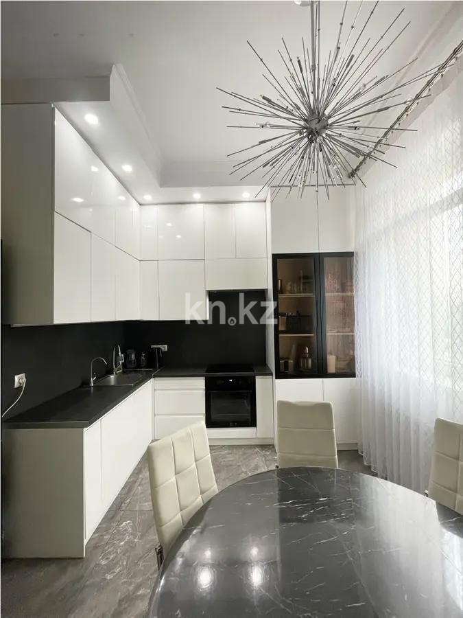 Продажа 4-комнатной квартиры, 135.7 м² в Алматы - фото 4