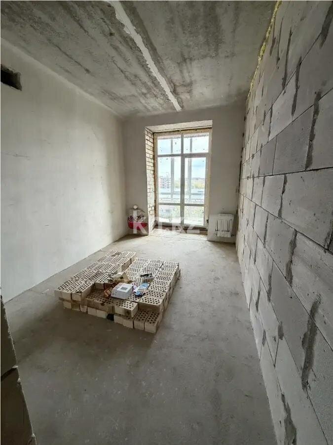 Продажа 4-комнатной квартиры, 110 м² в Караганде