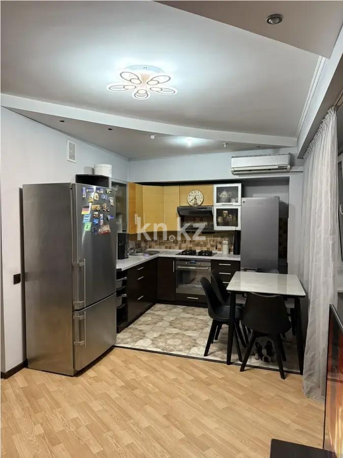 Продажа 3-комнатной квартиры, 62 м², ул. Тургута Озала, дом  71 в Алматы - фото 4