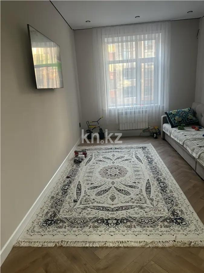 Продажа 4-комнатной квартиры, 111 м² в Караганде