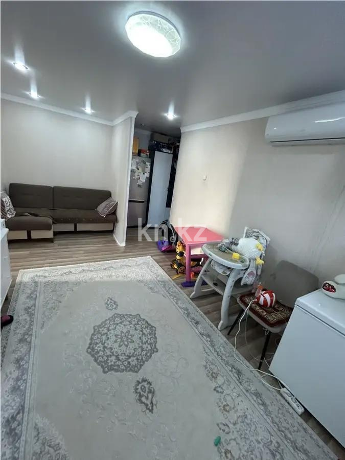 Продажа 3-комнатной квартиры, 48 м², 18 мкр., дом  22 в Караганде - фото 2