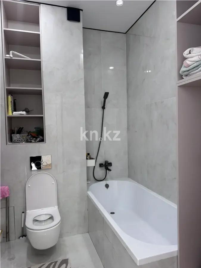 Продажа 3-комнатной квартиры, 94 м², ул. Байтурсынова, дом  8 в Астане - фото 3